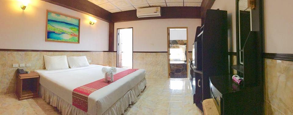 Kata Palace Phuket Exterior photo